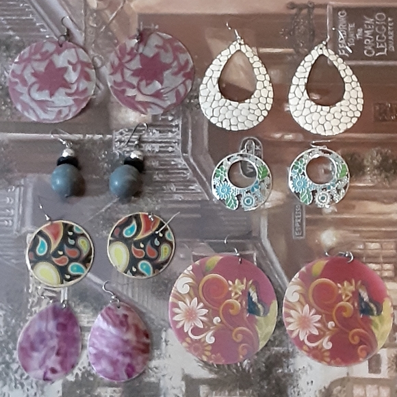 Earring Bundle - Picture 2 of 3